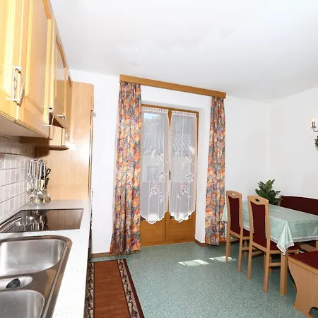 In With A Balcony Appartamento