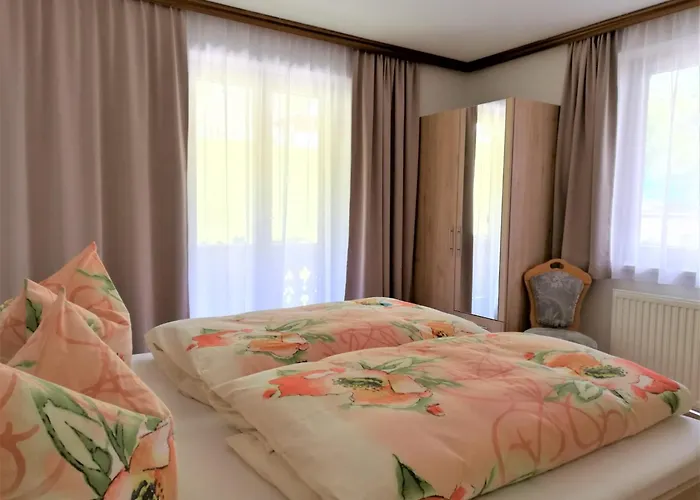 In With A Balcony Mayrhofen